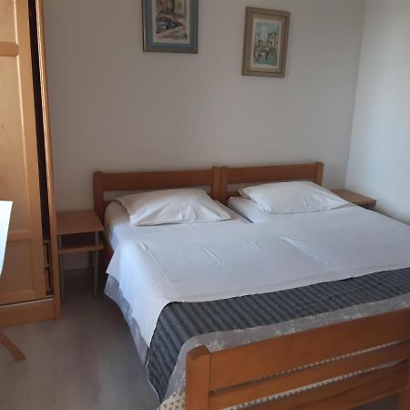 Apartmani Sanja 希贝尼克 外观 照片